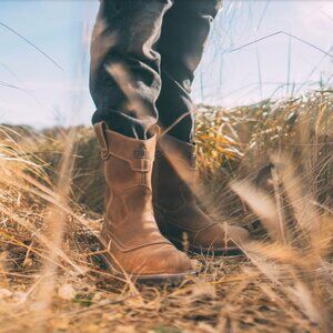 Sturdy Men's Kodiak McKinney Wellington Unlined Pull-On Boot Like New Size 9.5